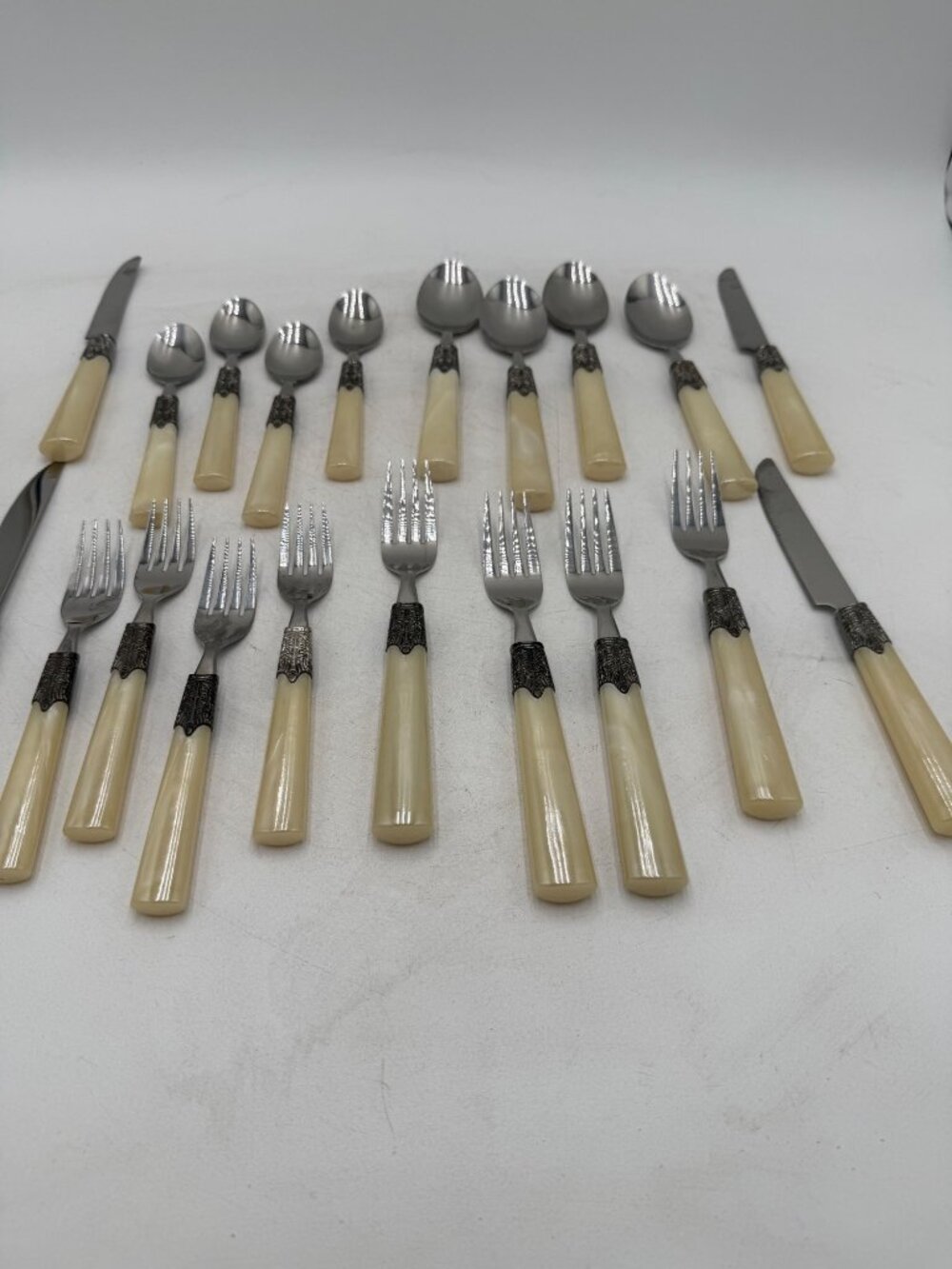 Vintage GIbson Cream Pearl Handle Flatware Set 20 Pieces Stainless Steel Ornate
